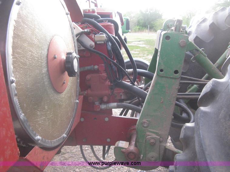 image for item H5476 Case IH 900 Cyclo Air 12 row planter