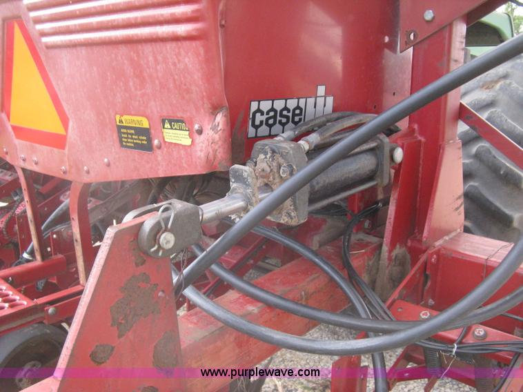 image for item H5476 Case IH 900 Cyclo Air 12 row planter