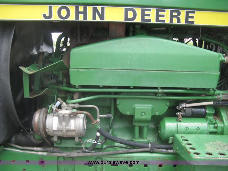 image for item H5479 1985 John Deere 4850 tractor