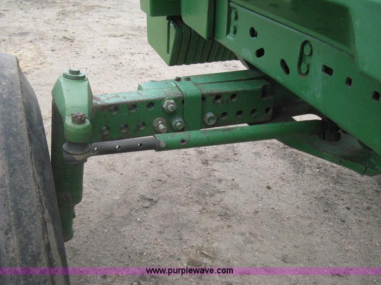 image for item H5479 1985 John Deere 4850 tractor