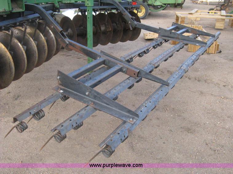 image for item H5492 John Deere 630 disk harrow