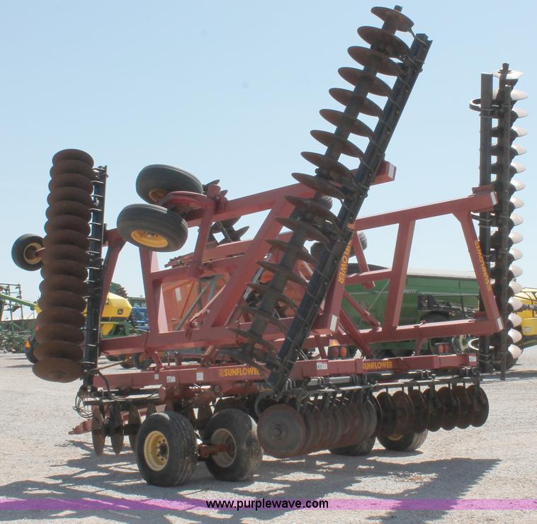 image for item H5664 Sunflower 1433-35 tandem offset disk