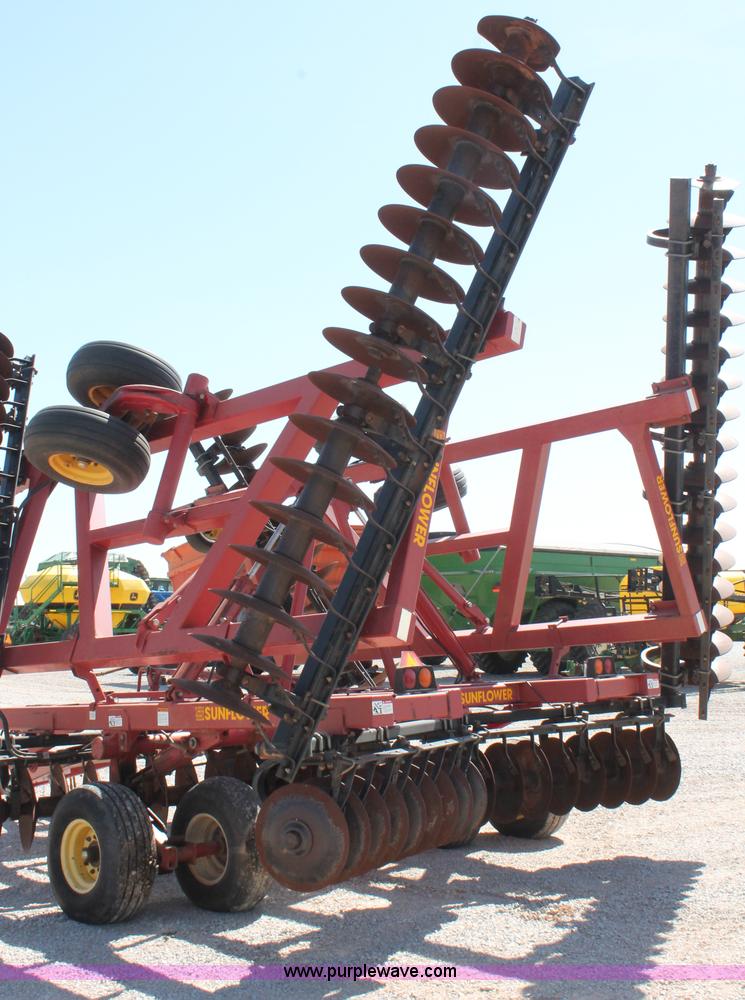 image for item H5664 Sunflower 1433-35 tandem offset disk