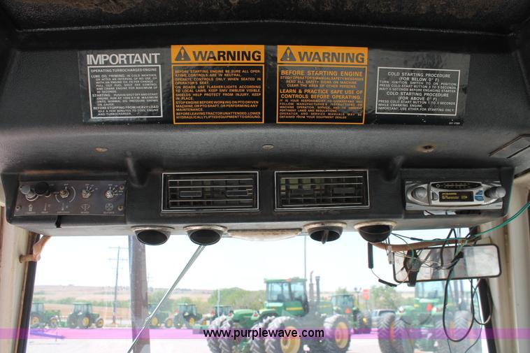 image for item H5665 1983 Case 2090 tractor