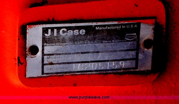 image for item H5665 1983 Case 2090 tractor