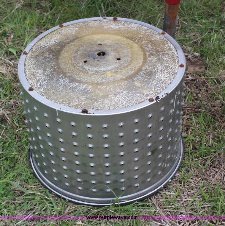 image for item H6110 International Cyclo Air 800 planter