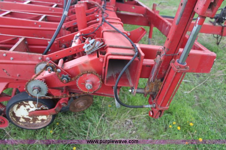 image for item H6110 International Cyclo Air 800 planter