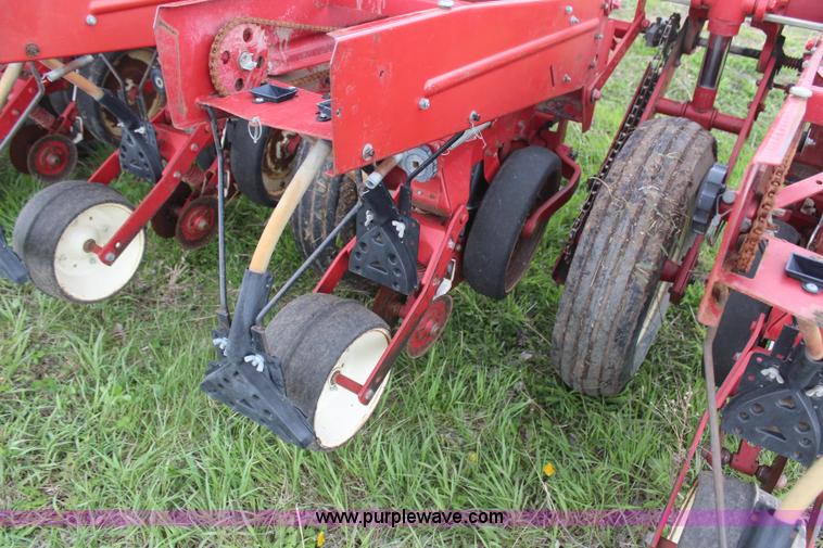 image for item H6110 International Cyclo Air 800 planter