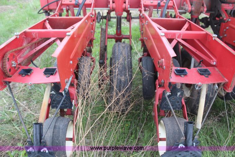 image for item H6110 International Cyclo Air 800 planter