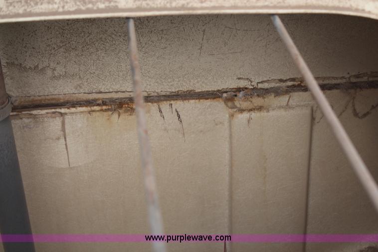 image for item H6110 International Cyclo Air 800 planter