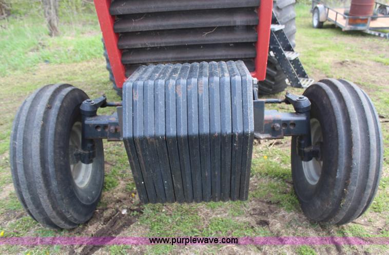 image for item H6126 1986 Case IH 1896 tractor