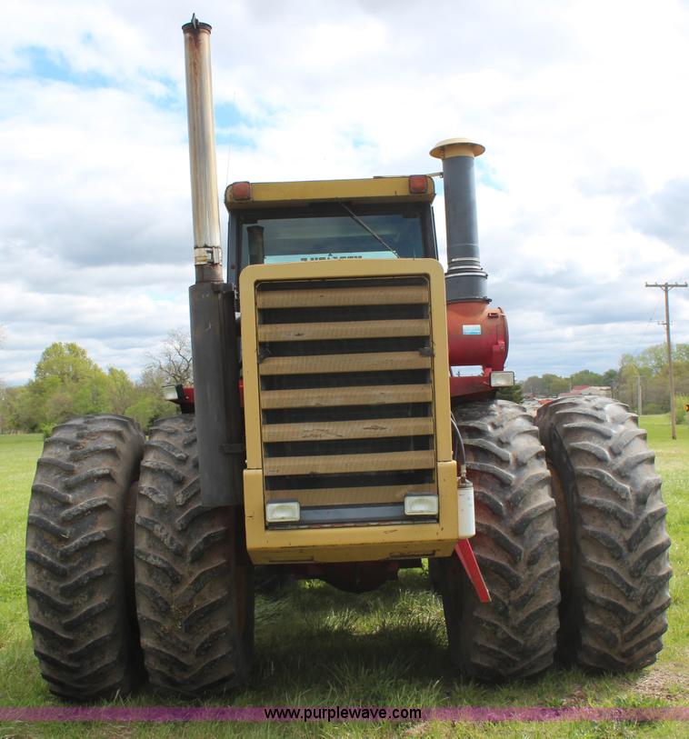 image for item H6134 1978 Versatile 875 4WD tractor