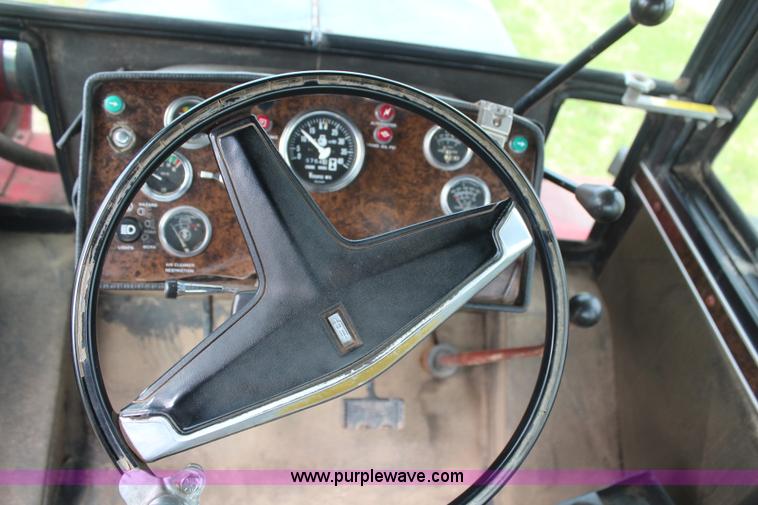 image for item H6134 1978 Versatile 875 4WD tractor