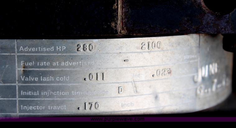 image for item H6134 1978 Versatile 875 4WD tractor