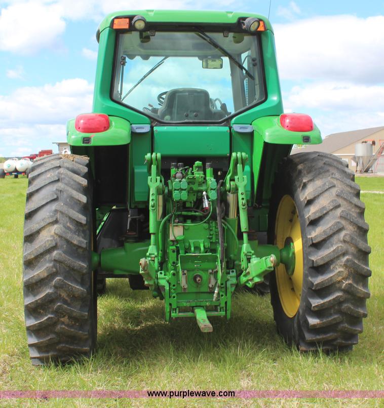 image for item H6135 2004 John Deere 7420 MFWD tractor