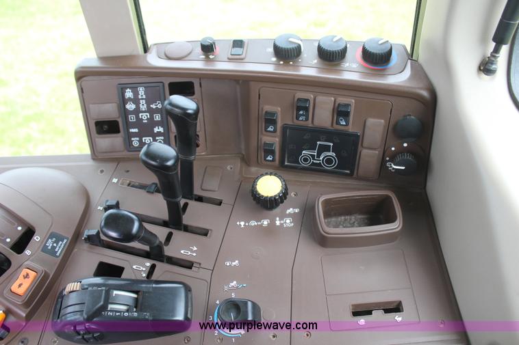 image for item H6135 2004 John Deere 7420 MFWD tractor