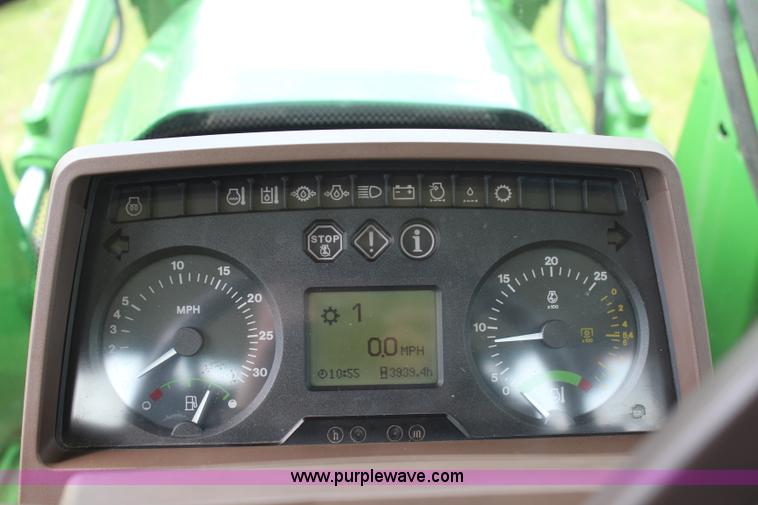 image for item H6135 2004 John Deere 7420 MFWD tractor