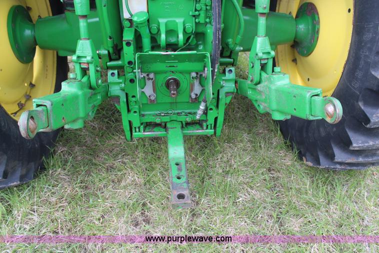 image for item H6135 2004 John Deere 7420 MFWD tractor