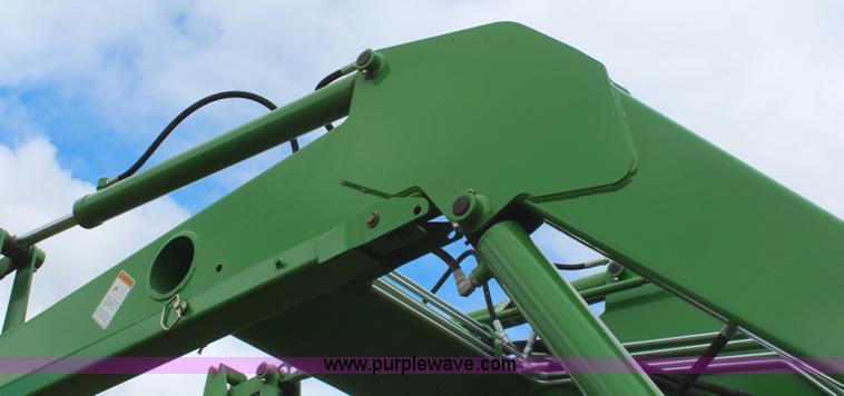 image for item H6135 2004 John Deere 7420 MFWD tractor