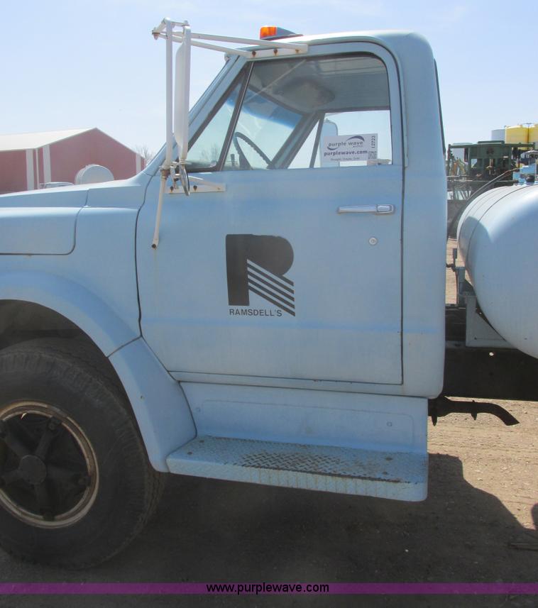 image for item I2723 1968 Chevrolet semi truck