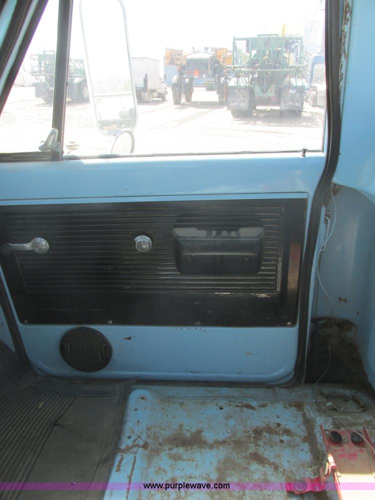 image for item I2723 1968 Chevrolet semi truck