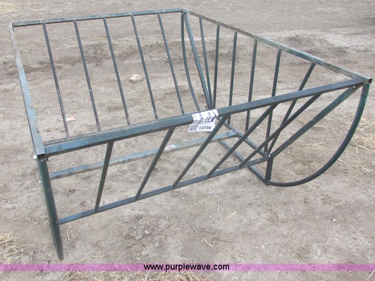image for item I2728 (80) bale feeders