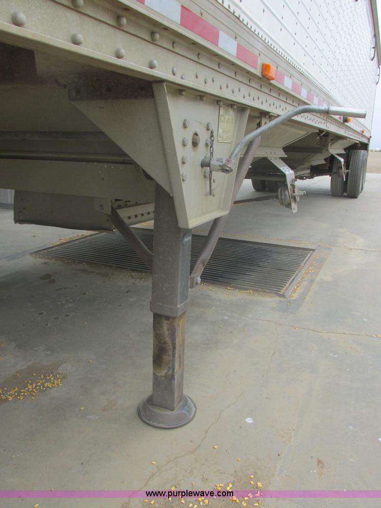 image for item I2732 2005 Wilson DWH-500 hopper bottom trailer