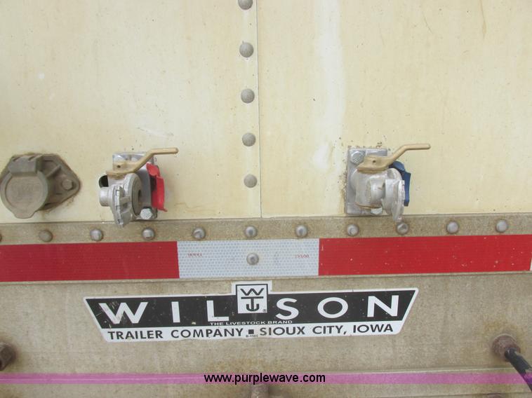 image for item I2732 2005 Wilson DWH-500 hopper bottom trailer