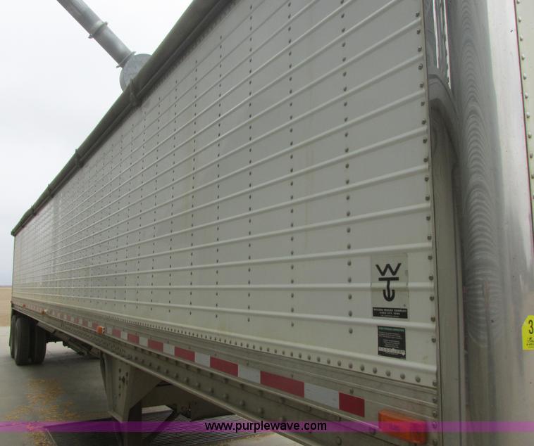 image for item I2732 2005 Wilson DWH-500 hopper bottom trailer