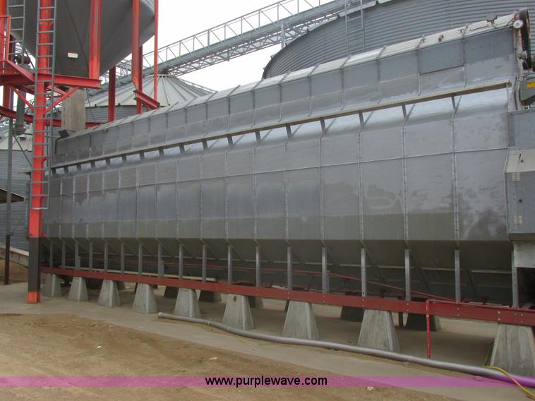 image for item I2733 Superb Energy Miser SA1200C continuous flow grain dryer