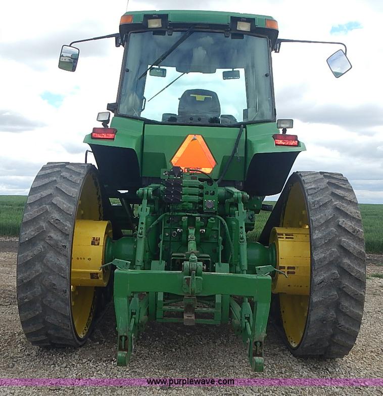 image for item I3664 1997 John Deere 8200T tractor