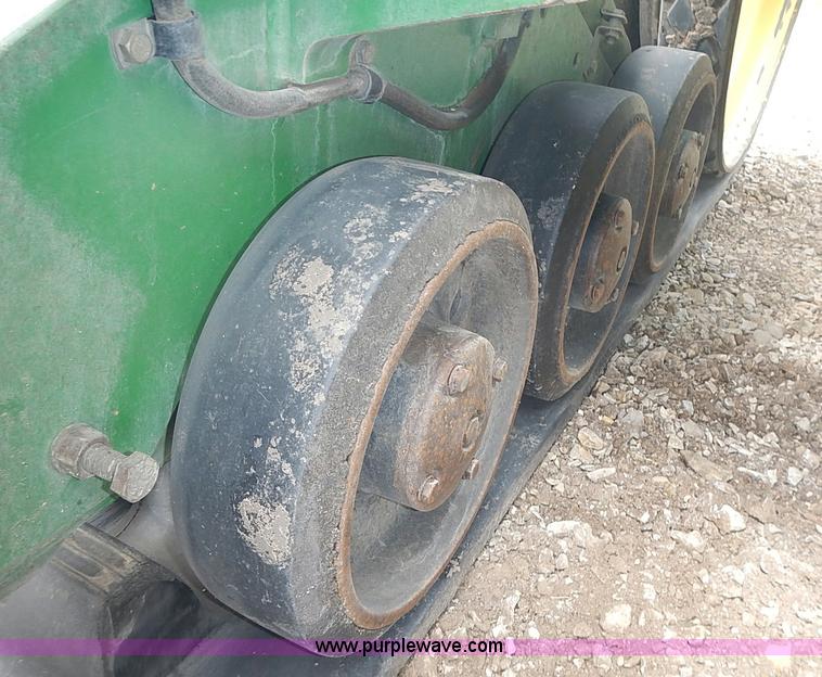 image for item I3664 1997 John Deere 8200T tractor