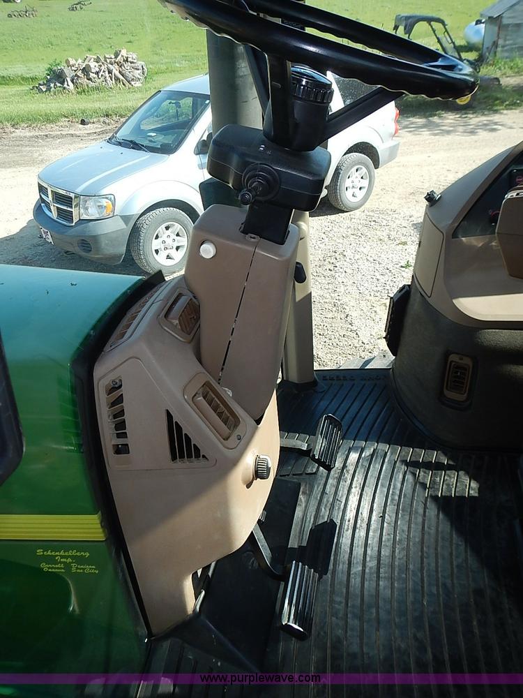 image for item I3664 1997 John Deere 8200T tractor