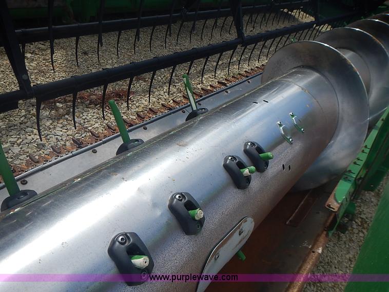 image for item I3671 2004 John Deere 630F Hydraflex platform head