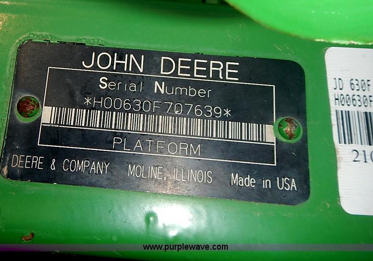 image for item I3671 2004 John Deere 630F Hydraflex platform head