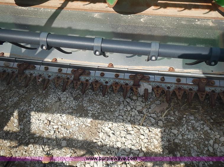 image for item I3679 2006 John Deere 635F Hydraflex platform head