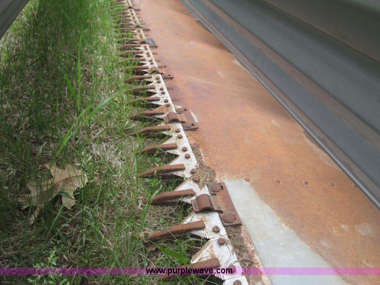 image for item I7033 2005 Gleaner 7000-30 rigid platform head