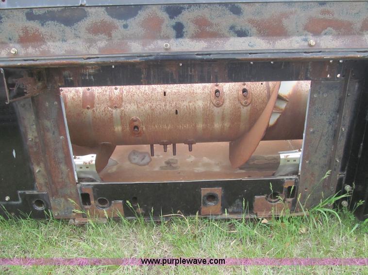 image for item I7033 2005 Gleaner 7000-30 rigid platform head