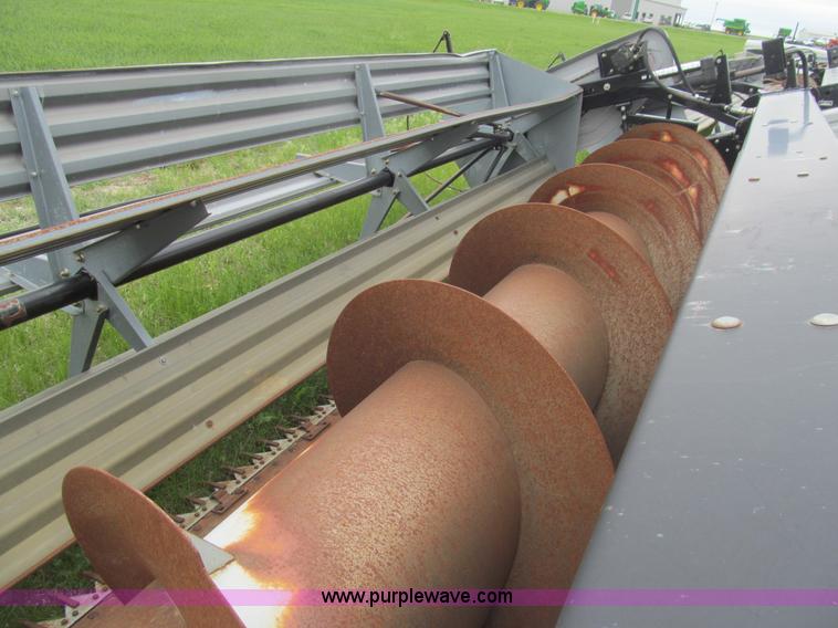 image for item I7033 2005 Gleaner 7000-30 rigid platform head