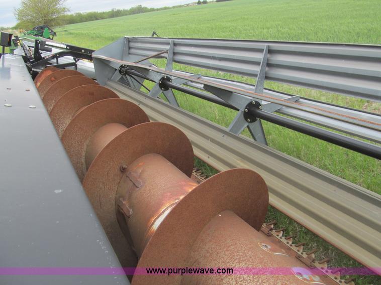 image for item I7033 2005 Gleaner 7000-30 rigid platform head