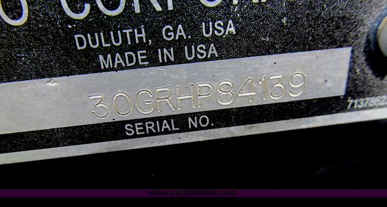 image for item I7033 2005 Gleaner 7000-30 rigid platform head