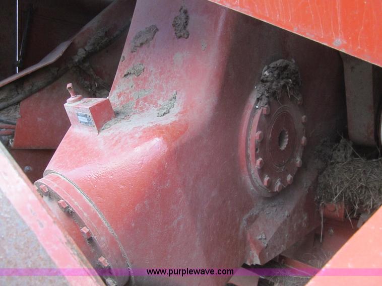 image for item I7037 2002 Hesston 4790 large square baler