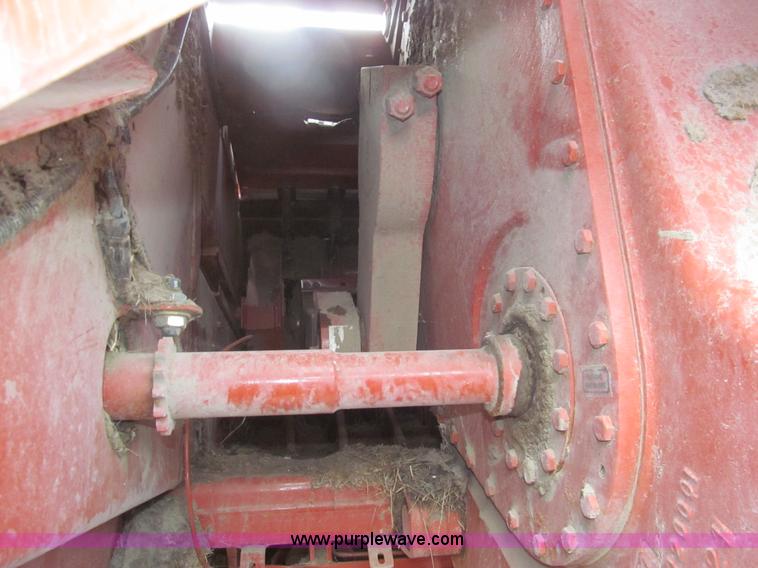 image for item I7037 2002 Hesston 4790 large square baler