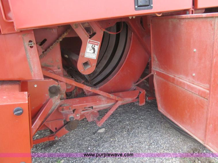 image for item I7037 2002 Hesston 4790 large square baler