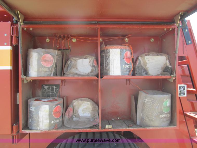 image for item I7037 2002 Hesston 4790 large square baler