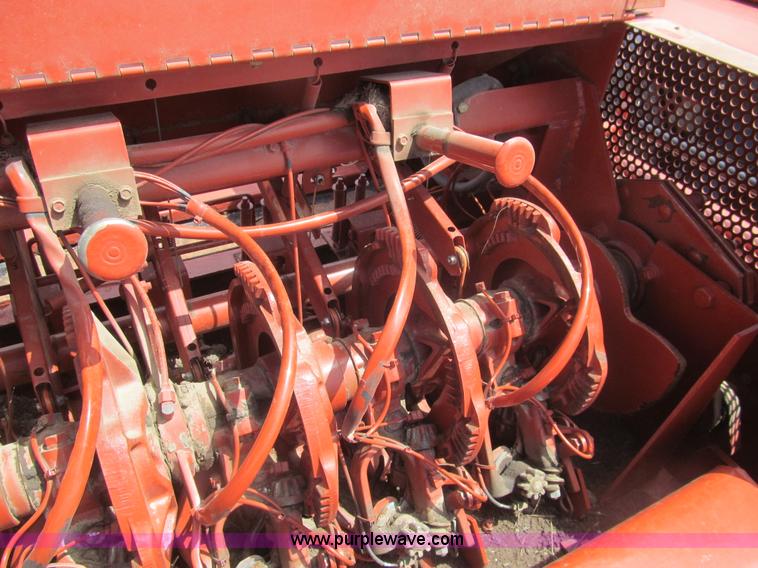 image for item I7037 2002 Hesston 4790 large square baler