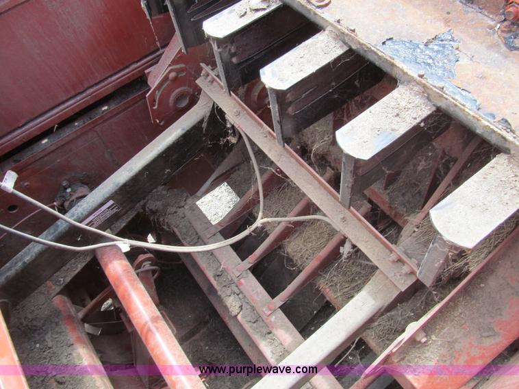 image for item I7037 2002 Hesston 4790 large square baler