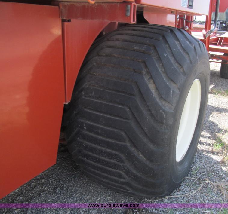 image for item I7037 2002 Hesston 4790 large square baler