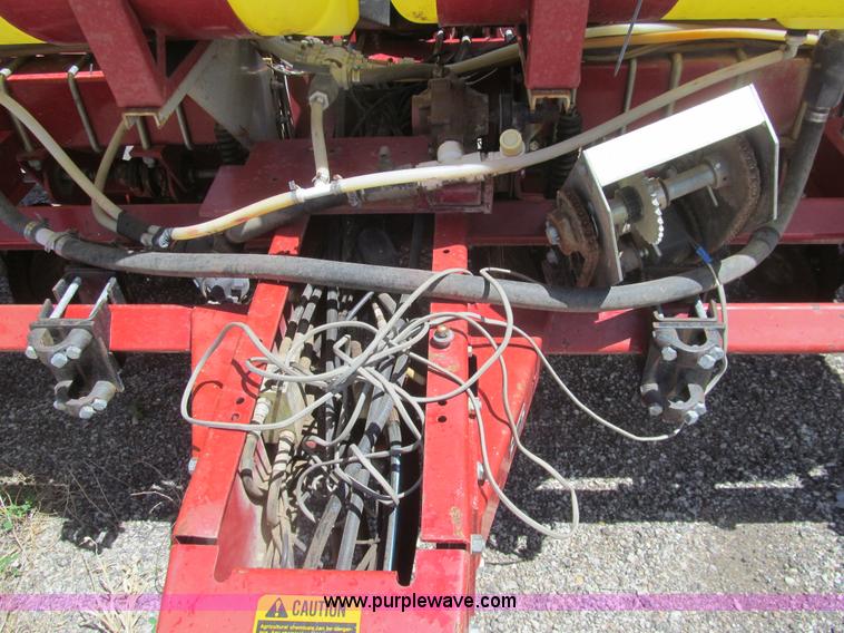 image for item I7075 AGCO White 6100 planter