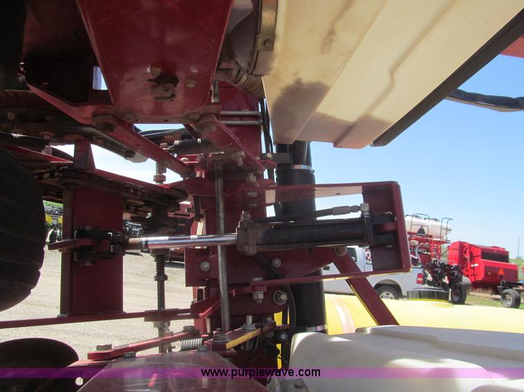 image for item I7075 AGCO White 6100 planter